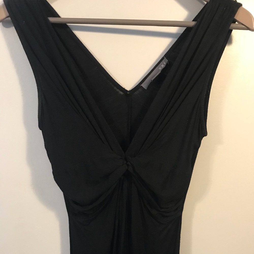 Forever 21 knee length black dress Small